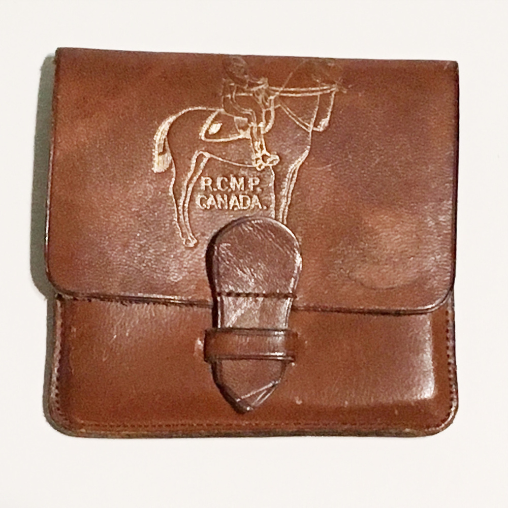 💸SOLD💸 Vintage RCMP Leather Small Case